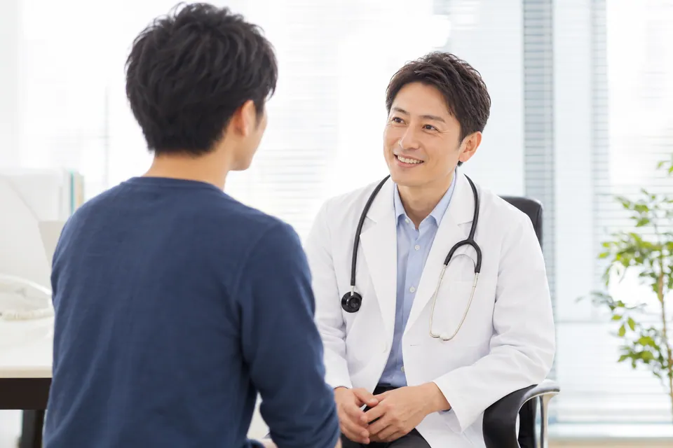 男性患者へのアフターケア説明イメージ